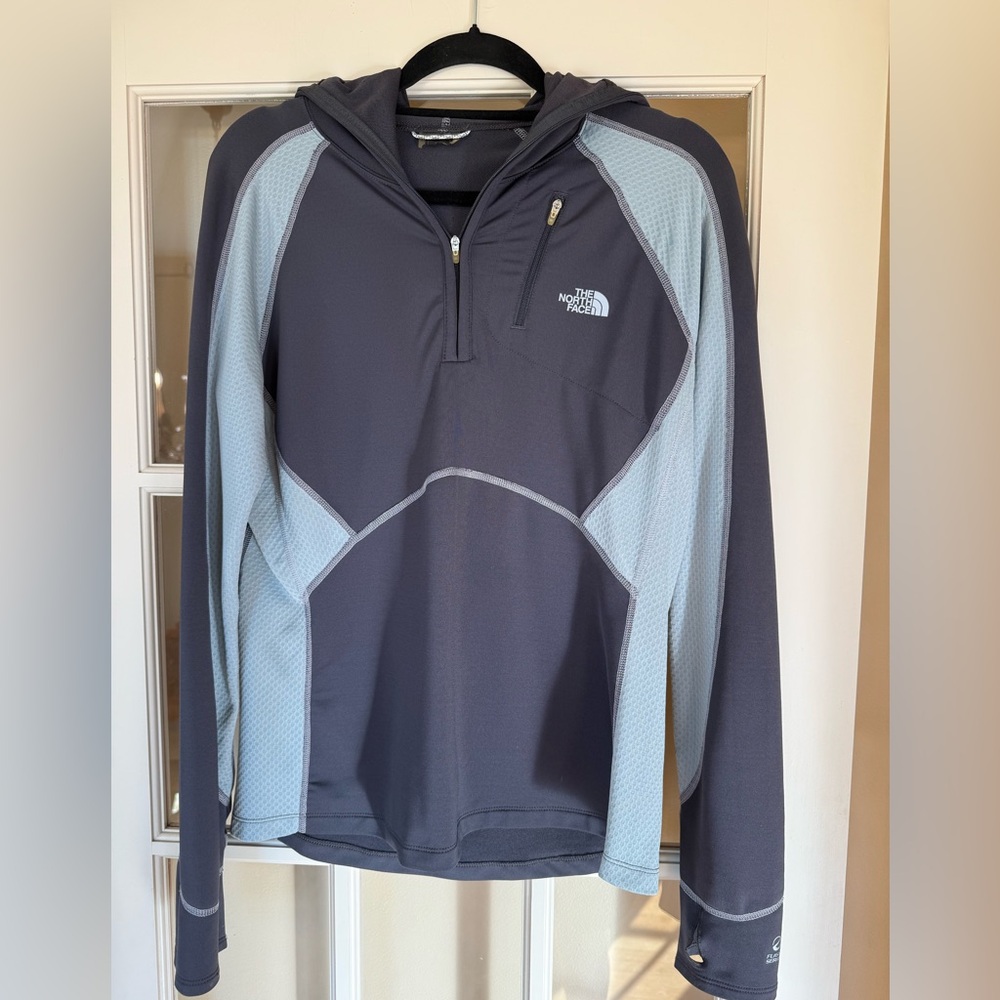 The North Face Flight series Charcoal Gray and light Gray Pullover